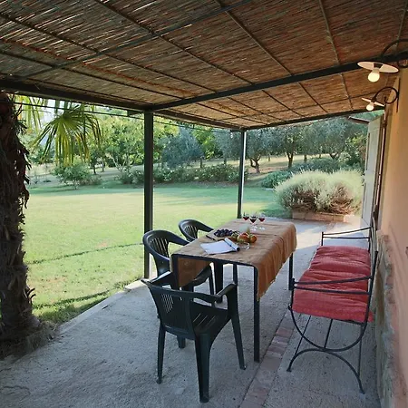 Near Trasimeno With Pool Holiday home *